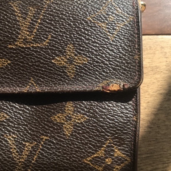 Authentic Louis Vuitton Portefeiulle Sarah Long Wallet - Picture 2 of 10